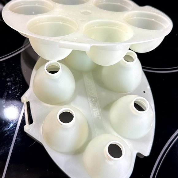 NEW Jello Jell-O Jigglers Easter Egg Mold Maker 3-D Hinged Paint Pallette GLOWS - Picture 4 of 10